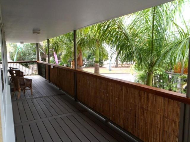 Coconut Palms On The Bay Aparthotel Hervey Bay Ngoại thất bức ảnh